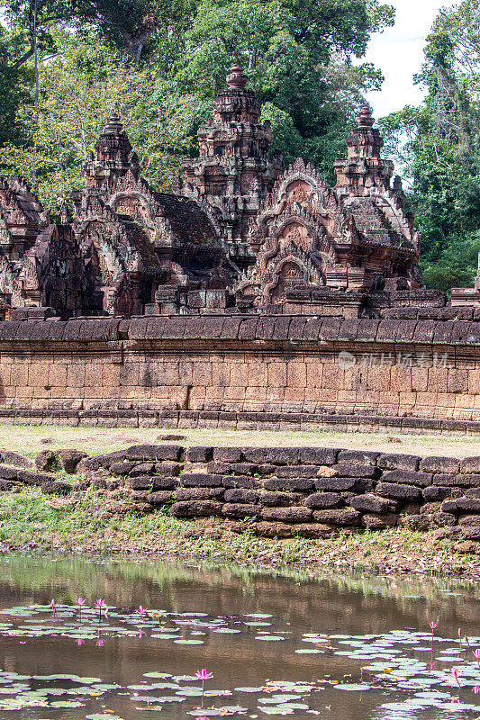 柬埔寨:吴哥建筑群的Banteay Srei庙